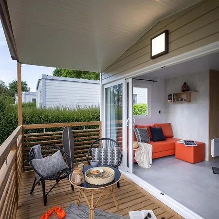 Paradis Bellevue مكان تخييم *